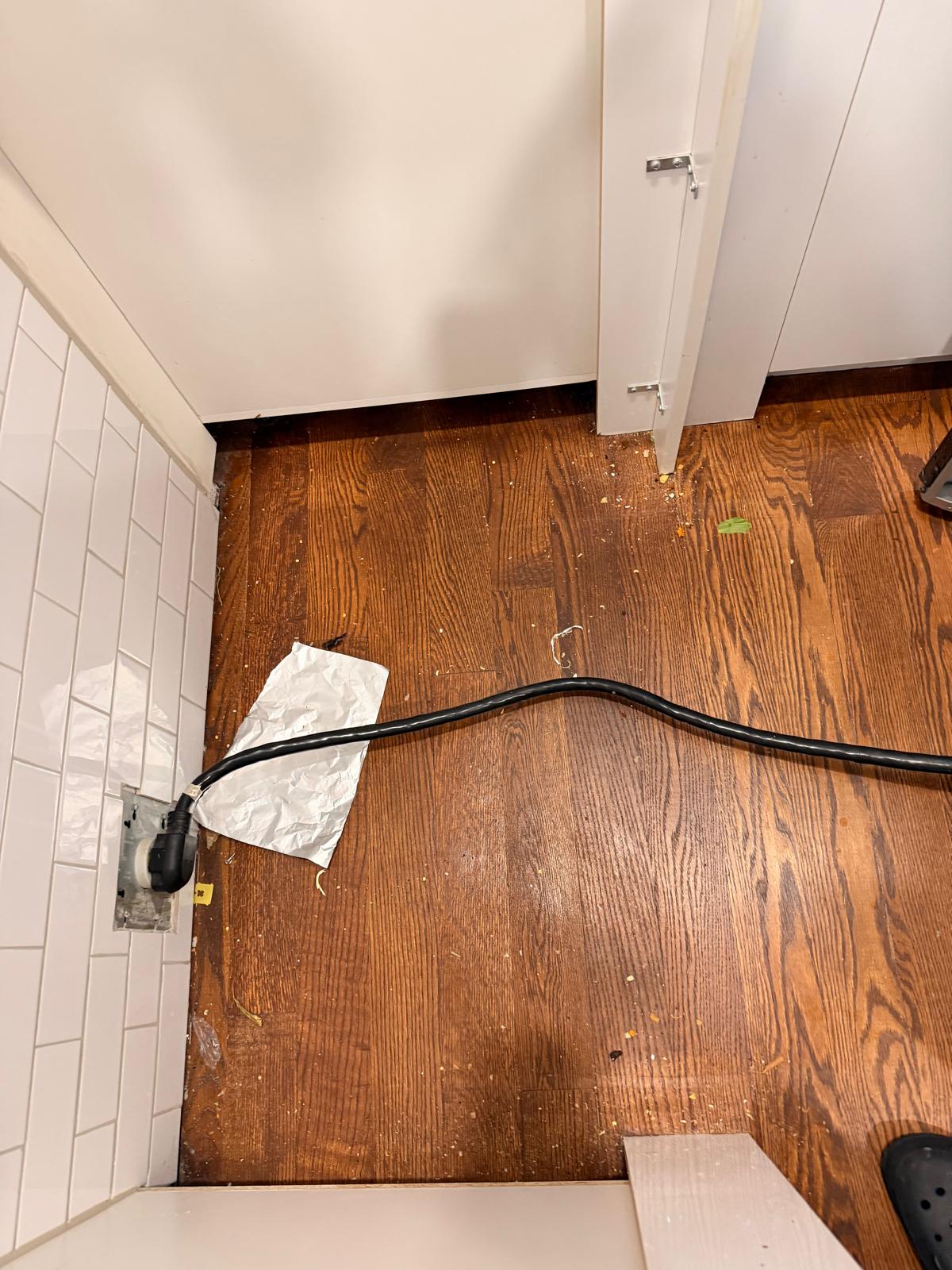 Kitchen Floor & Outlet BEFORE